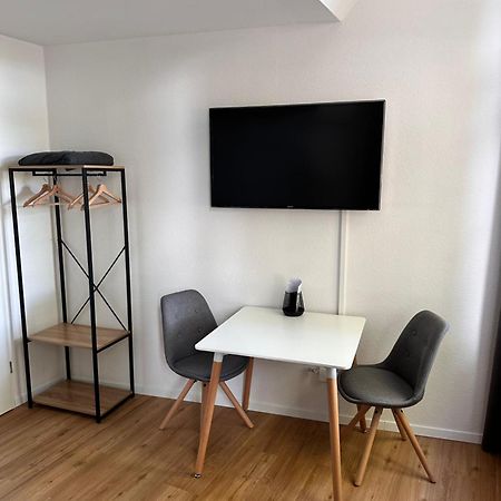 Zentrales Apartment Mit Parkplatz Hockenheim Ngoại thất bức ảnh